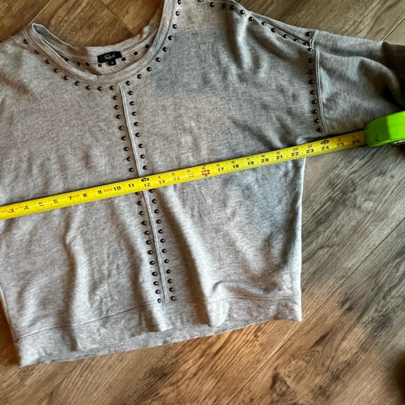 Rails “Wilson” studded Heather gray sweatshirt medium - Picture 8 of 16